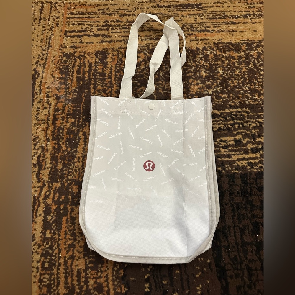 Lululemon limited edition white ombré tote bag